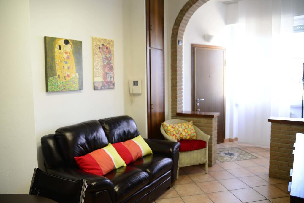 Appartamento Corso Adda Lodi Buitenkant foto